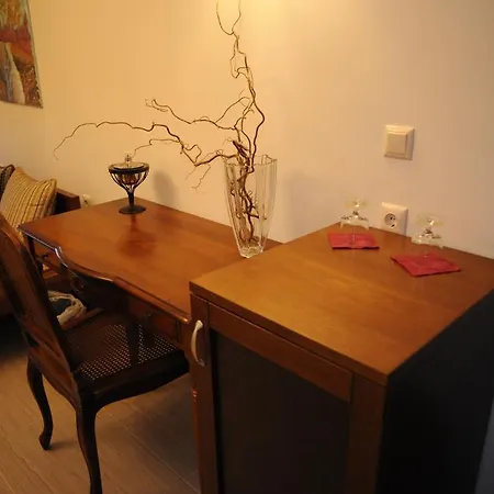 阿迦毗豪华酒店 4* Káto Loutrákion