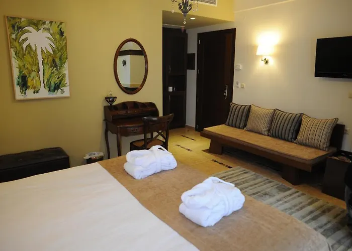 Agapi Luxury 4*